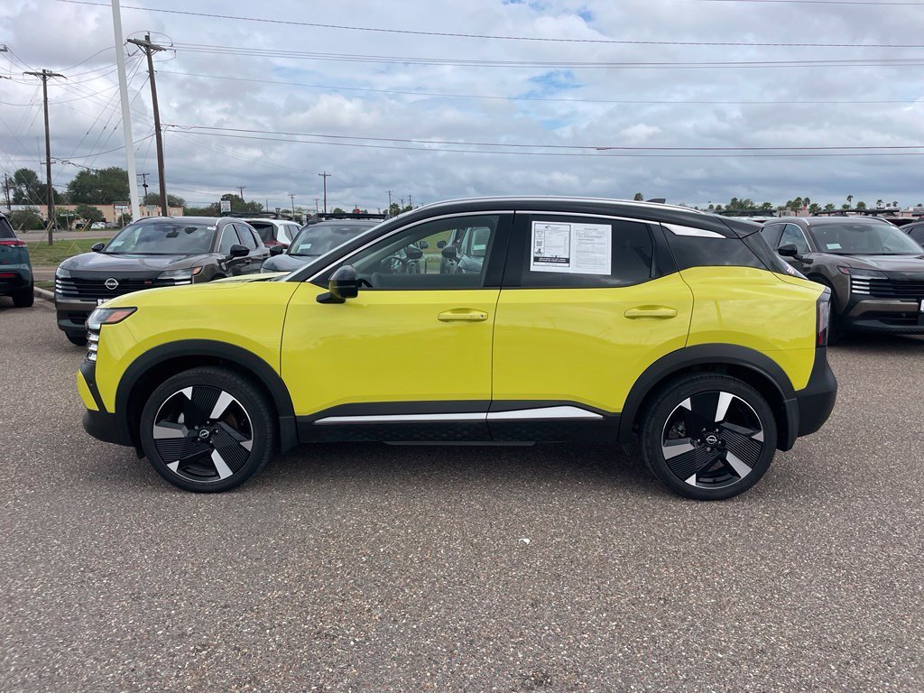 Used 2025 Yellow Nissan SR image 5