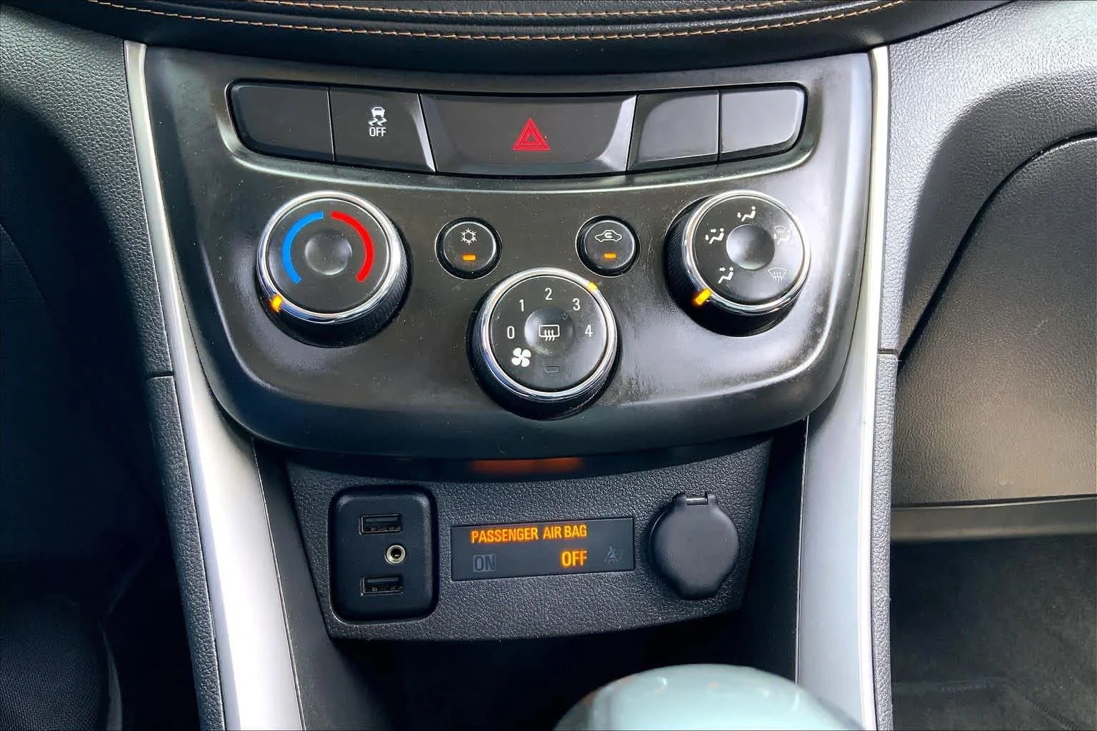Used 2017 Silver Ice Metallic Chevrolet LT image 34