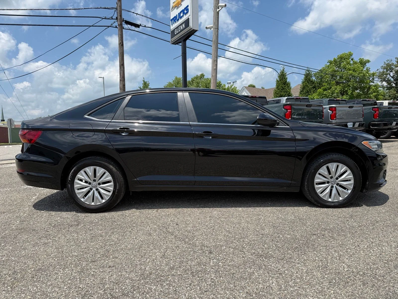 Used 2019 Black Volkswagen 1.4T S image 9