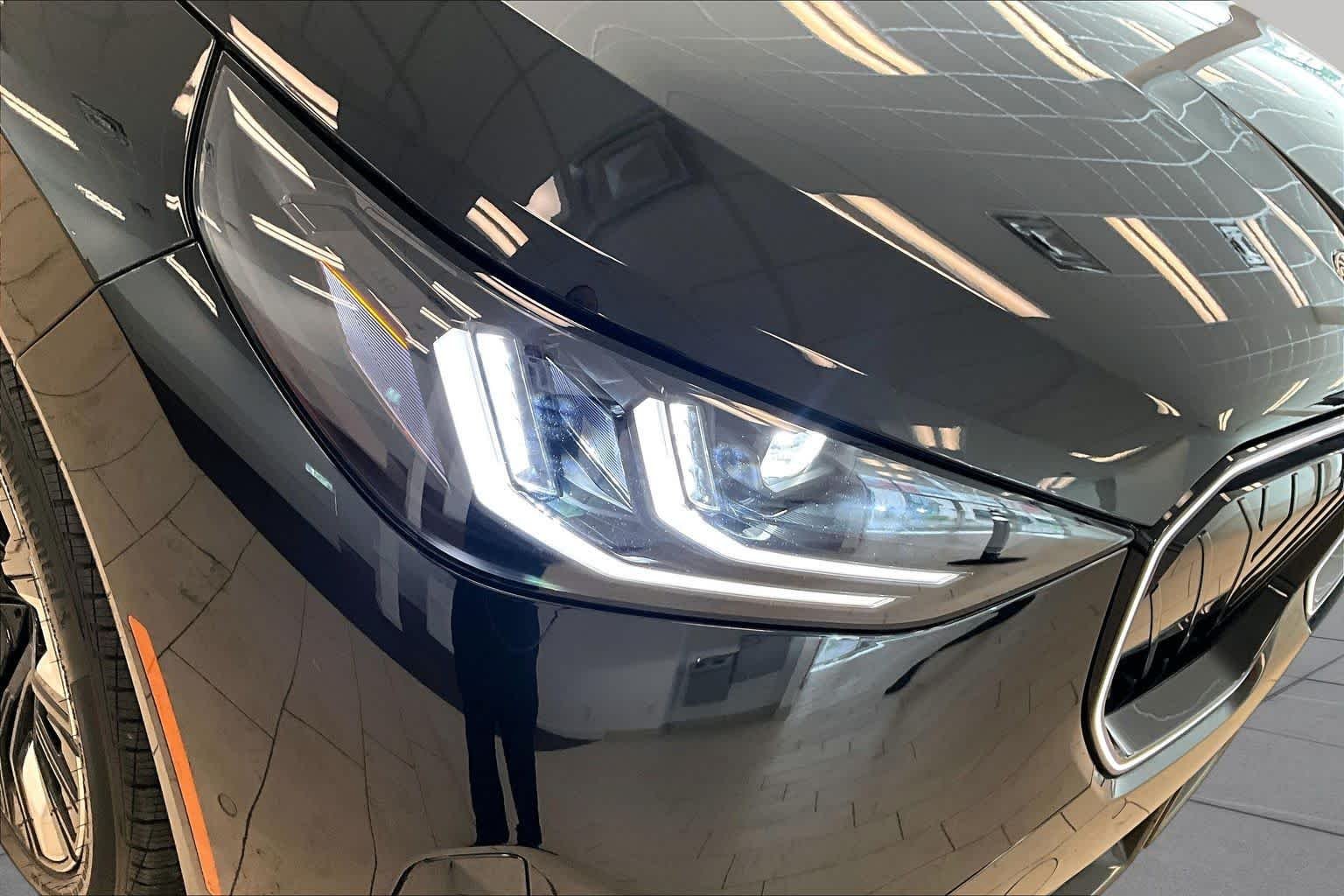 Used 2025 Black Sapphire Metallic BMW 30 xDrive image 26
