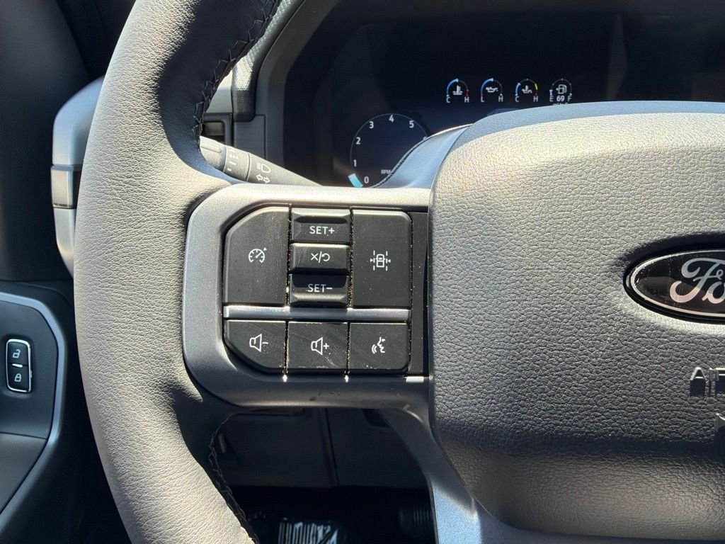 New 2026 Oxford White Ford XLT image 26