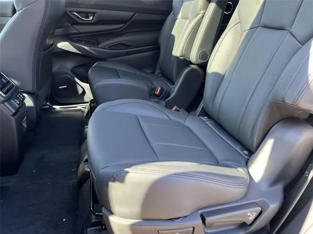 New 2026 AUTUMN GREEN METALLIC Subaru Onyx Edition Touring 7-Passenger image 15