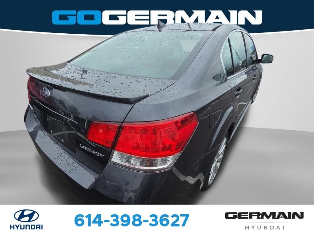 Used 2011 Gray Subaru 2.5i image 9