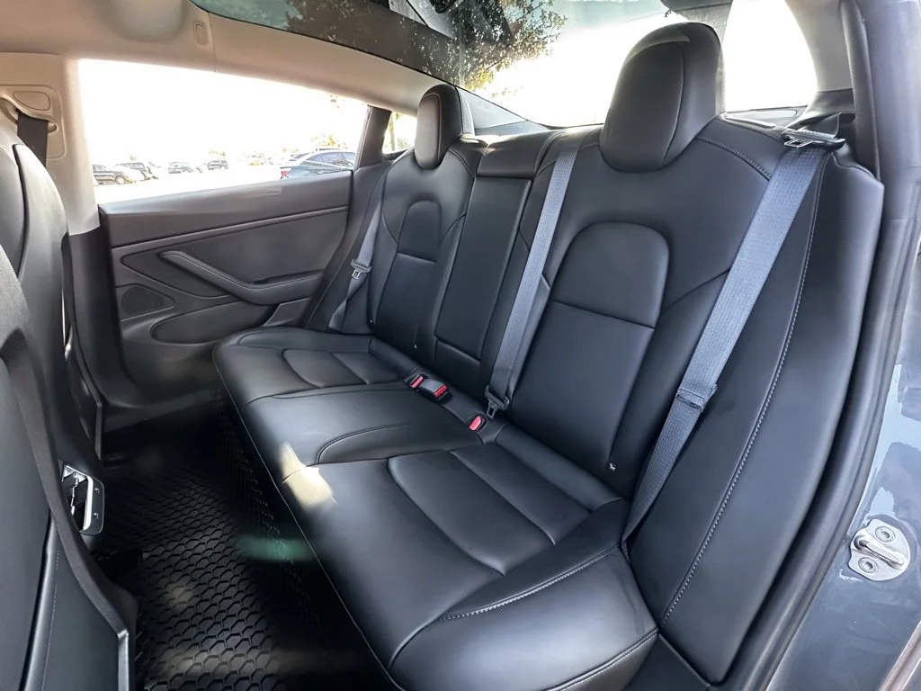 Used 2018 Silver Tesla Long Range image 17