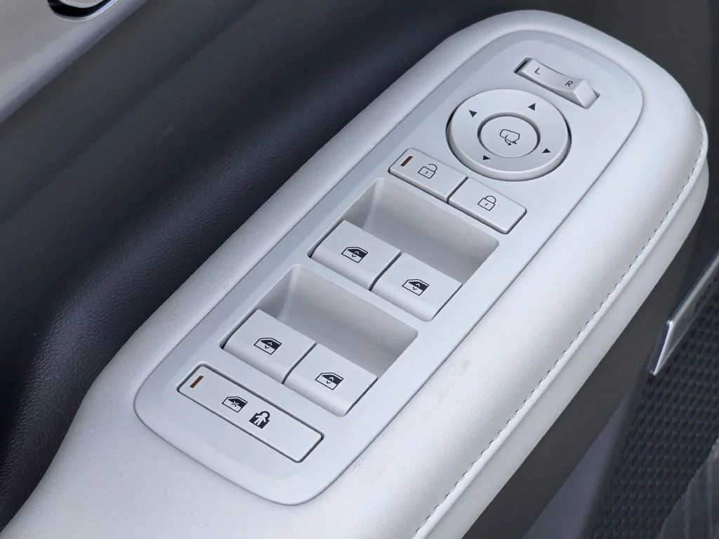 New 2026 Gray Hyundai Calligraphy image 21