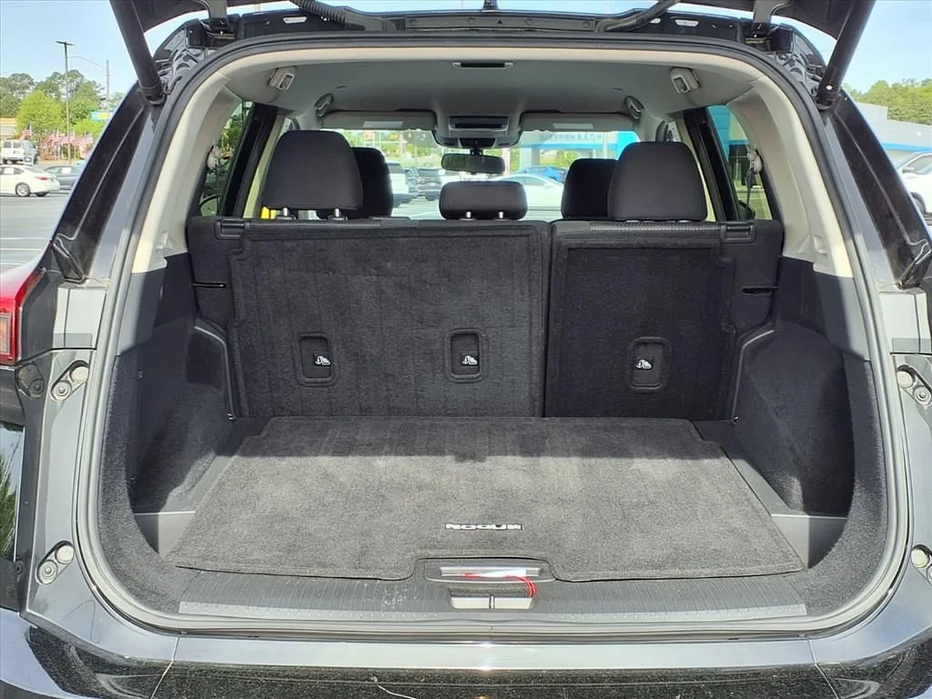 Used 2024 Black Nissan SV FWD image 22