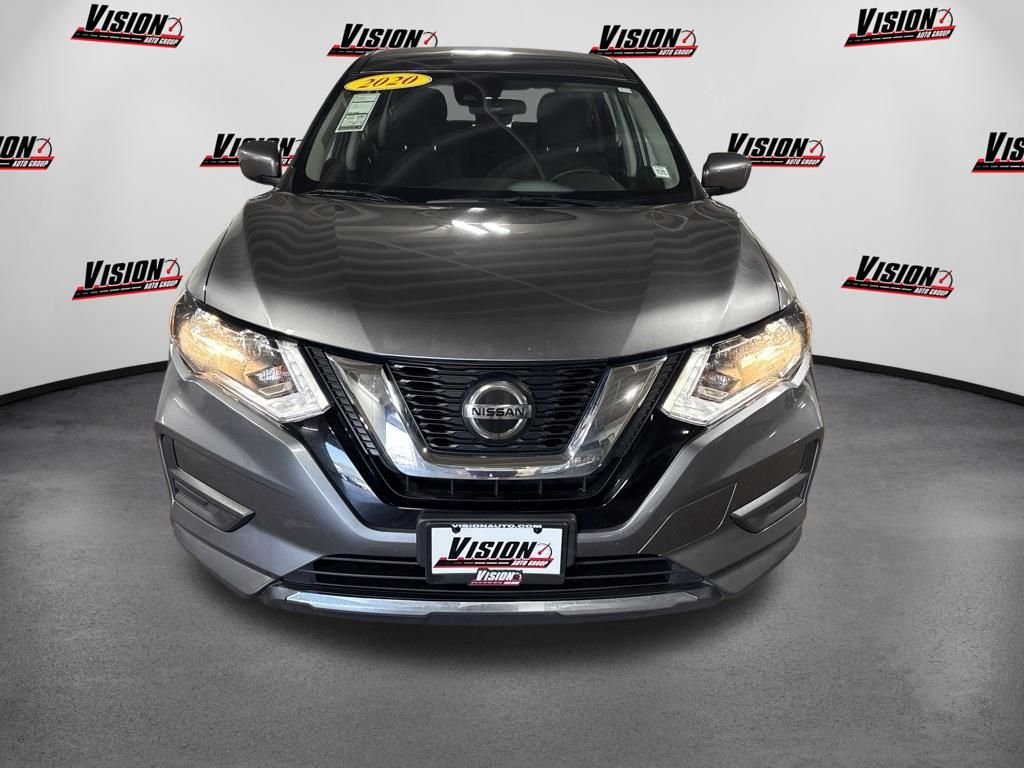 Used 2020 Gray Nissan S image 2