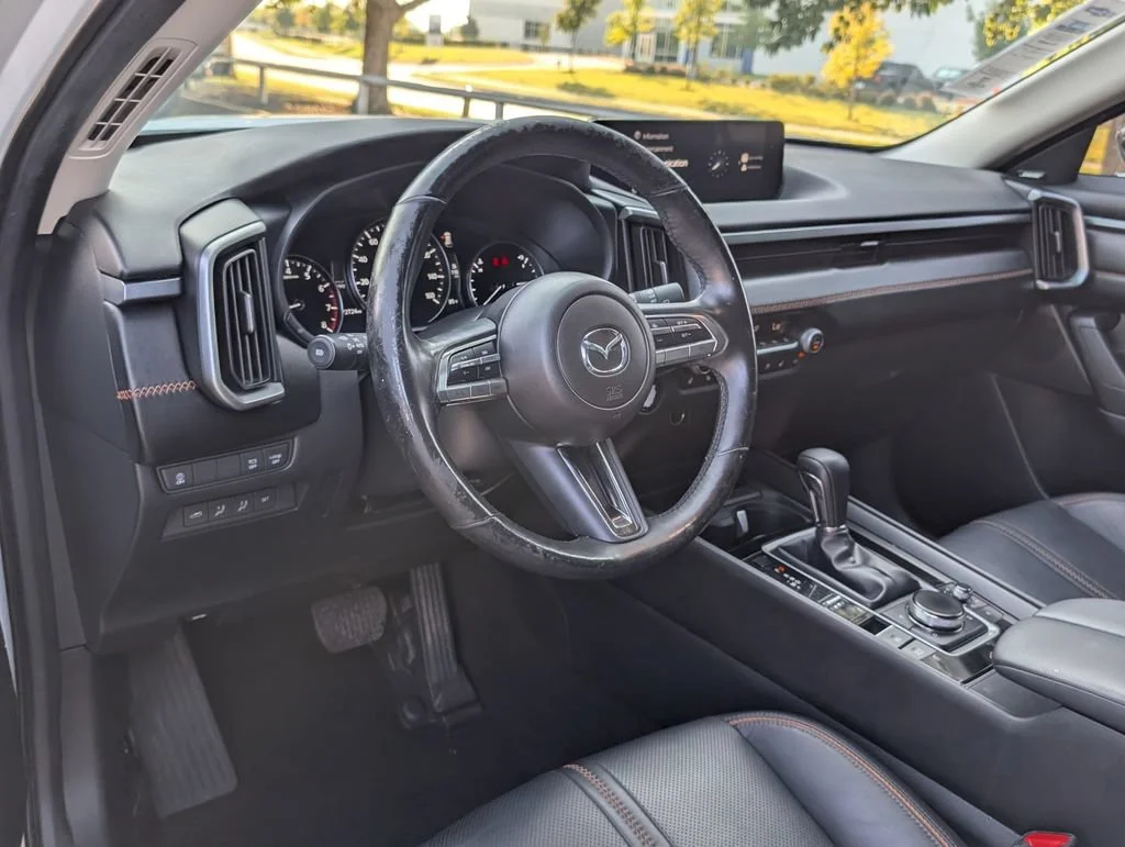 Used 2023 Wind_chill Mazda 2.5 Turbo Premium Package image 4