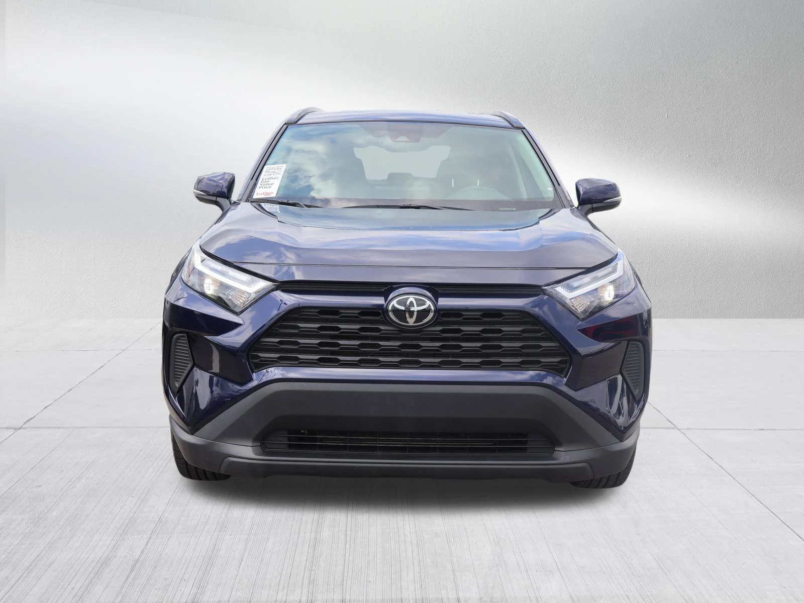 Used 2025 Toyota RAV4 XLE with VIN 2T3P1RFV8SW552573 for sale in Kansas City