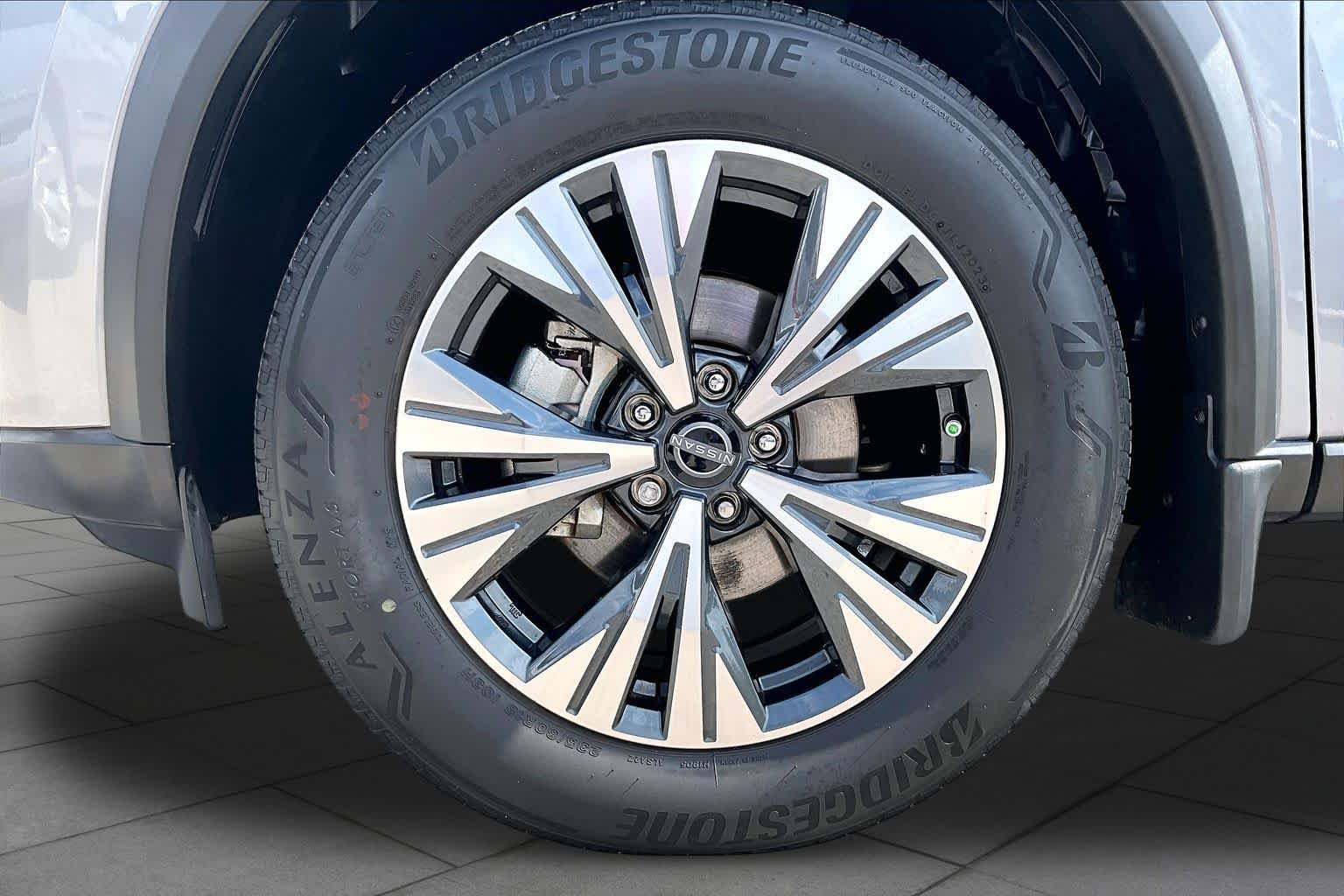 Used 2023 Gun Metallic Nissan SV image 11