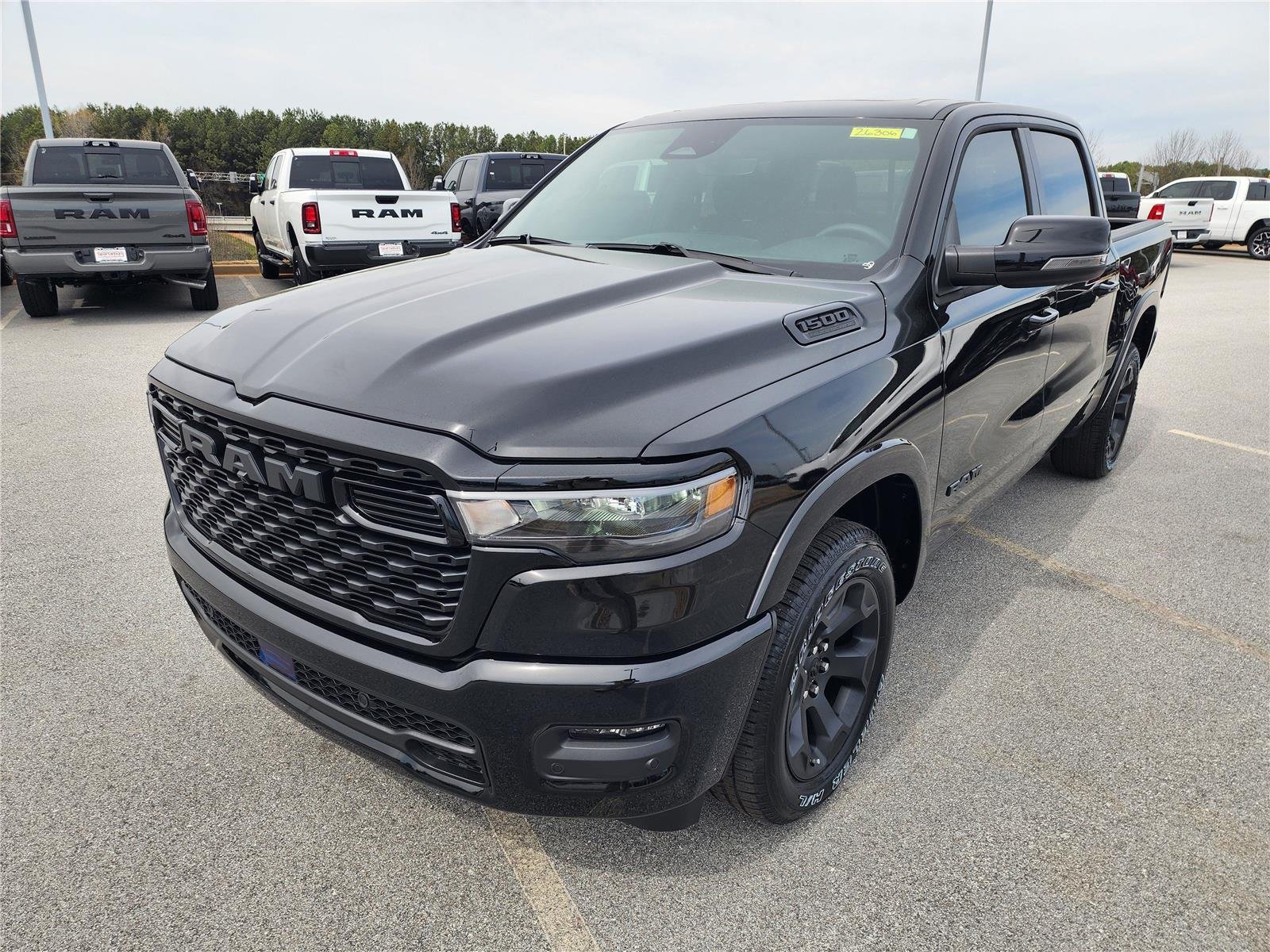 New 2026 Diamond Black Crystal Pearl-Coat Exterior Paint RAM Big Horn image 3