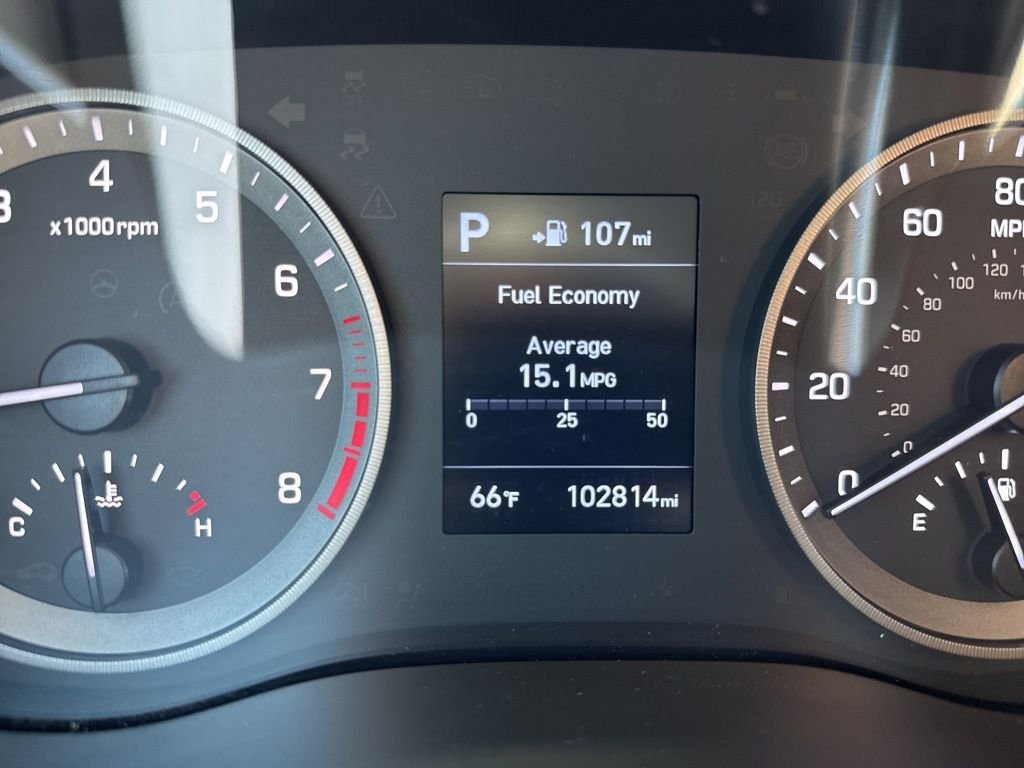 Used 2021 Black Hyundai SE image 19