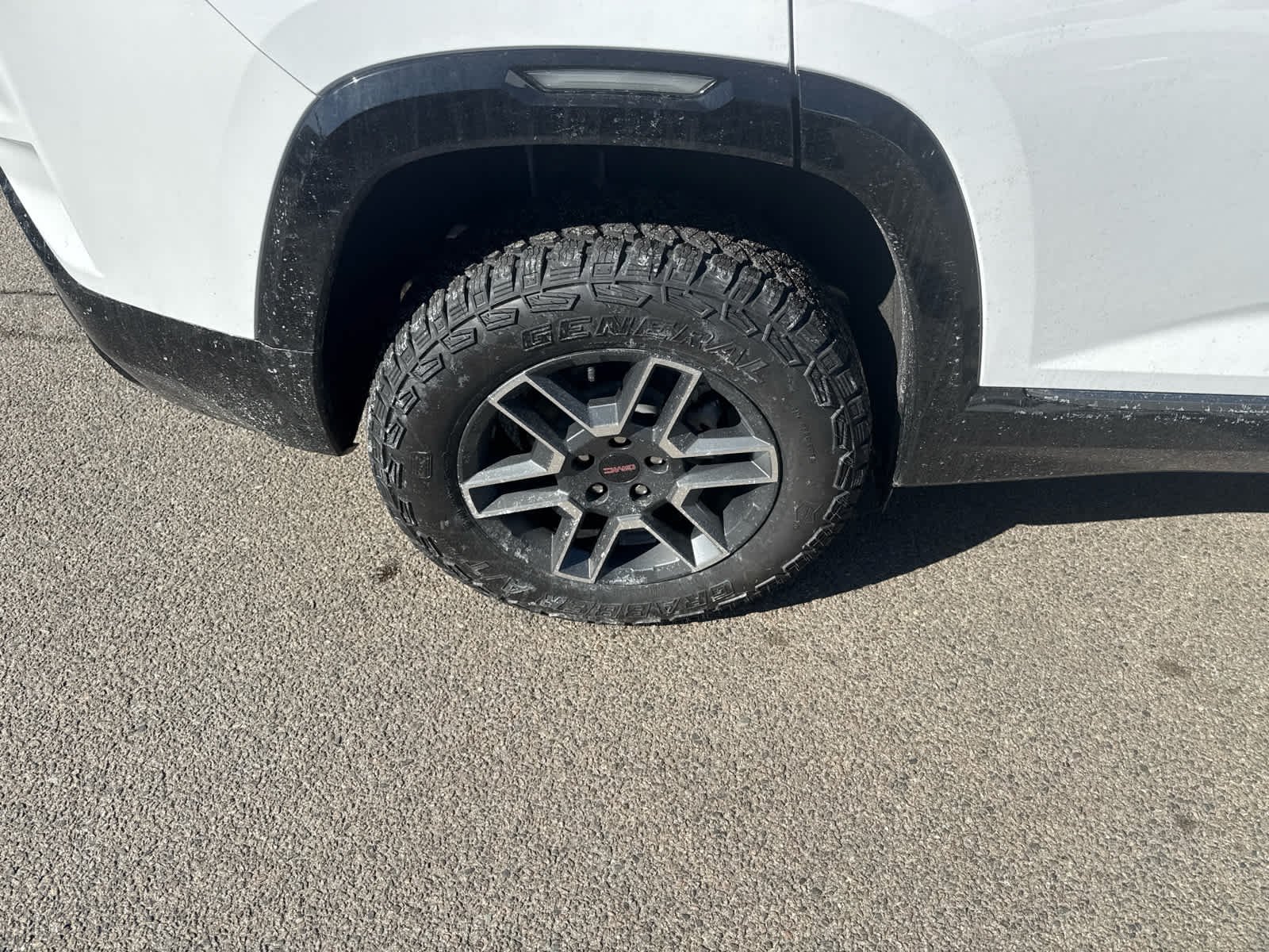 2026 GMC Terrain AT4 - Photo 9