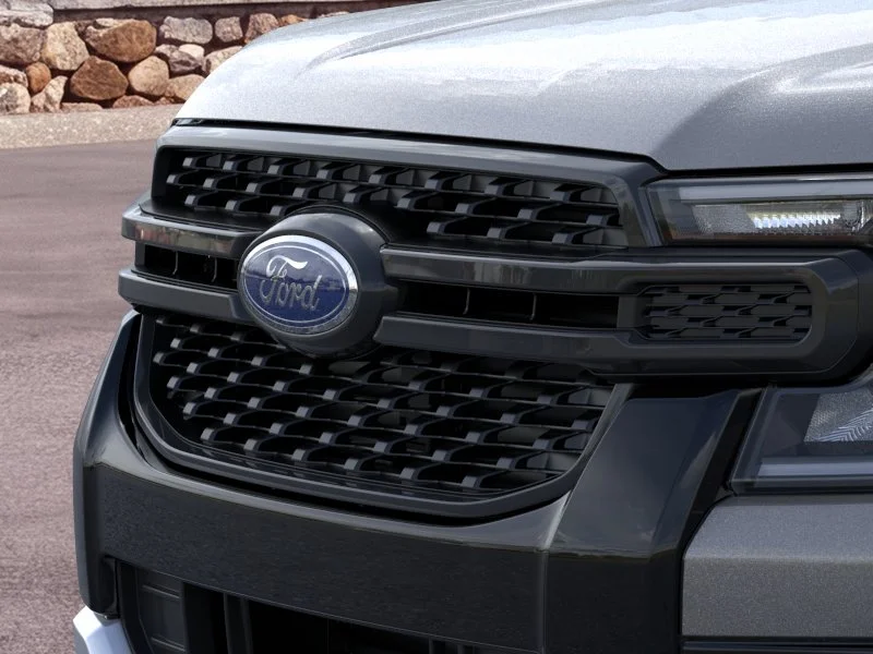 New 2026 Carbonized Gray Metallic Ford XLT image 49