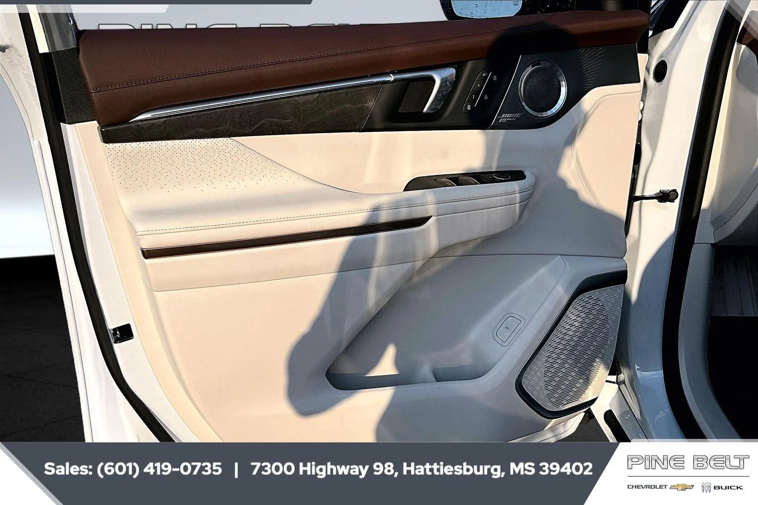 2026 Buick Enclave Avenir - Photo 17