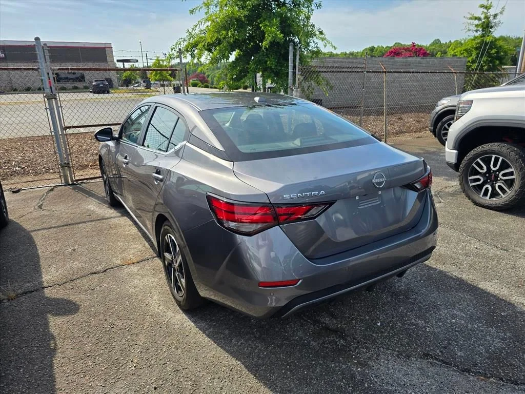 Used 2025 Gray Nissan SV image 11