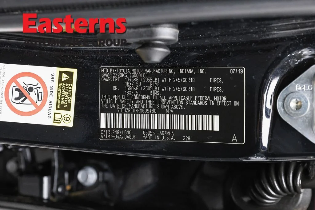 Used 2019 Black Toyota XLE image 38