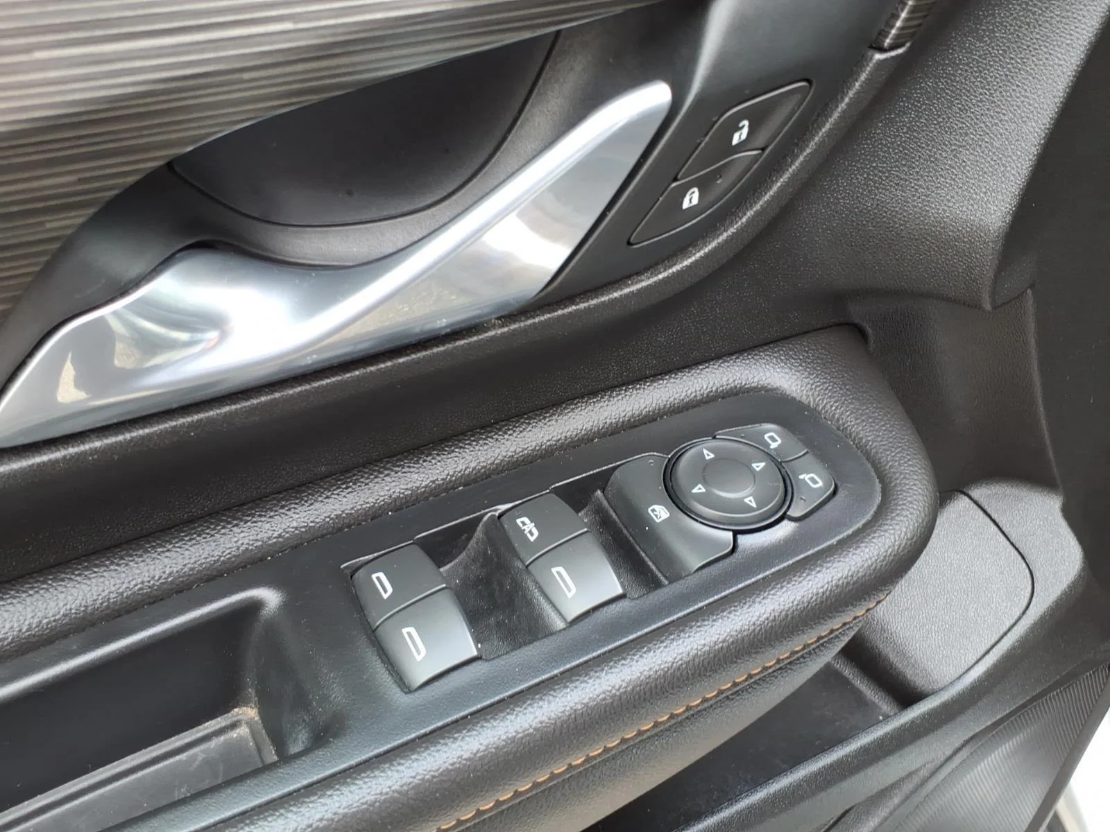 Used 2019 Quicksilver Metallic GMC SLT image 11