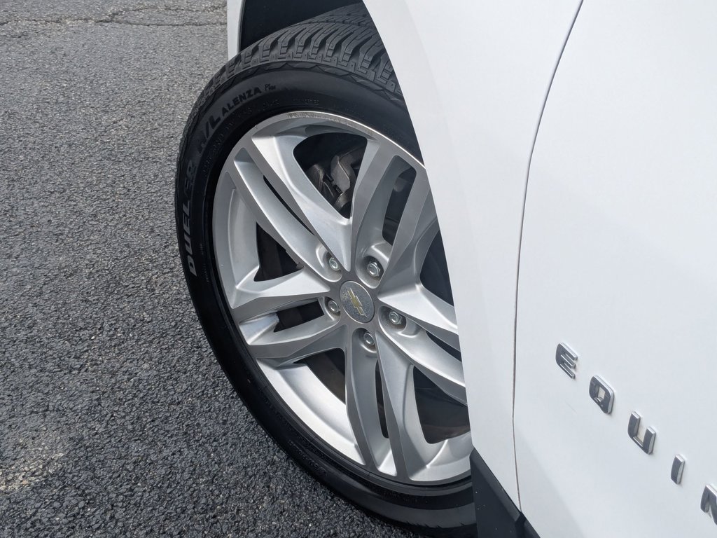 Used 2018 Summit White Chevrolet Premier image 9