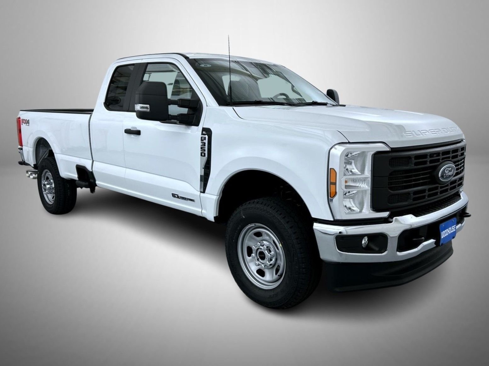 New 2026 Oxford White Ford XL image 3
