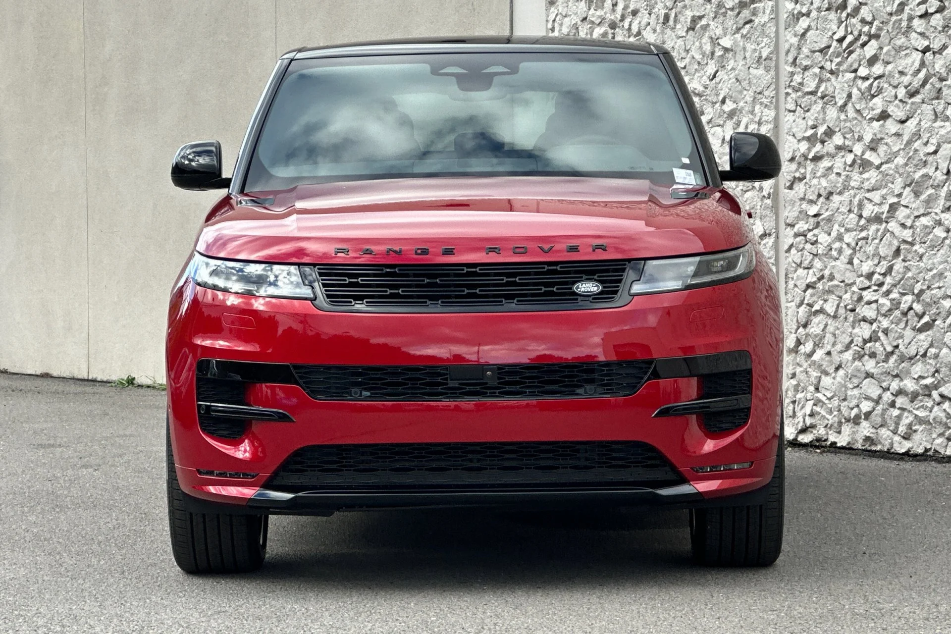 Used 2025 Red Land Rover Dynamic SE image 10