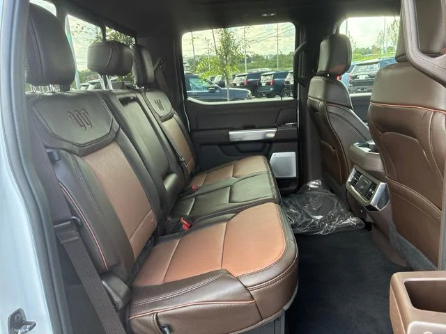 New 2026 White Ford King Ranch image 31