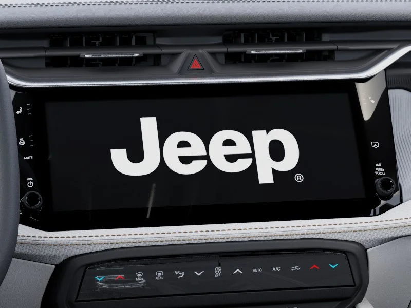 New 2026 Diamond Black Crystal Pearl-Coat Exterior Paint Jeep Limited image 18