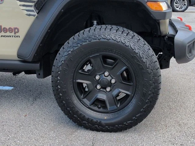 Certified Used 2022 Limited Edition Gobi Clearcoat Jeep Mojave image 11