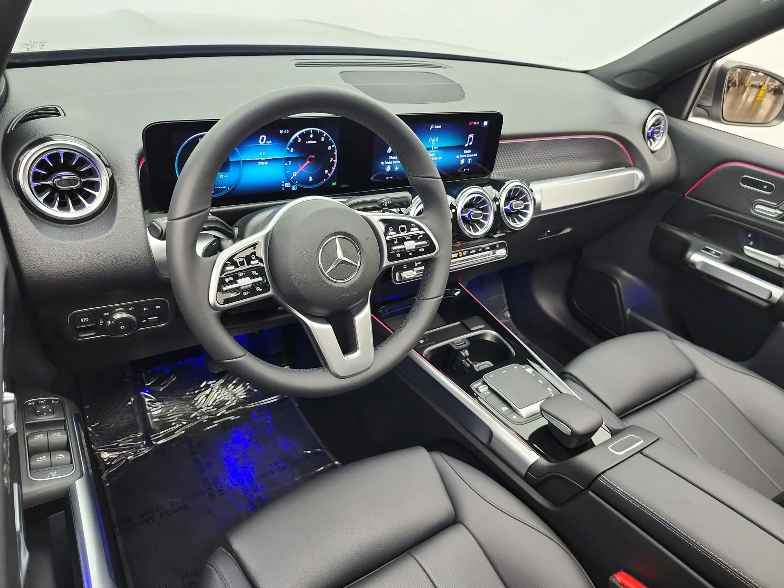 Used 2022 Mountain Grey Metallic Mercedes-Benz GLB 250 SUV image 14