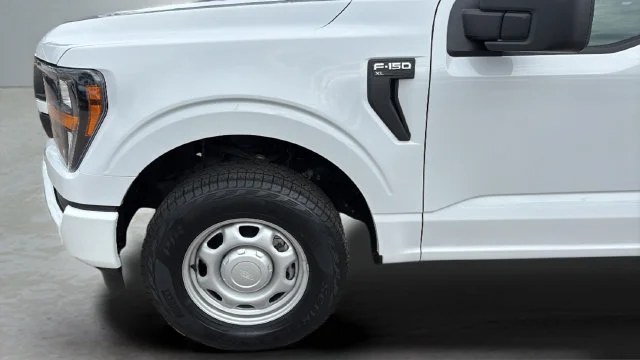 Used 2023 White Ford XL image 34