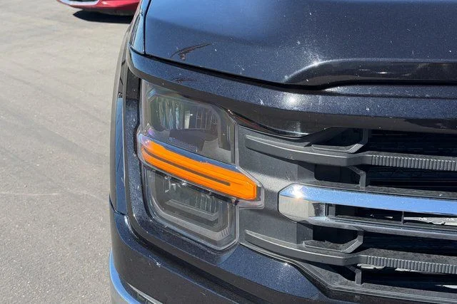 Used 2025 Black Ford XLT image 4