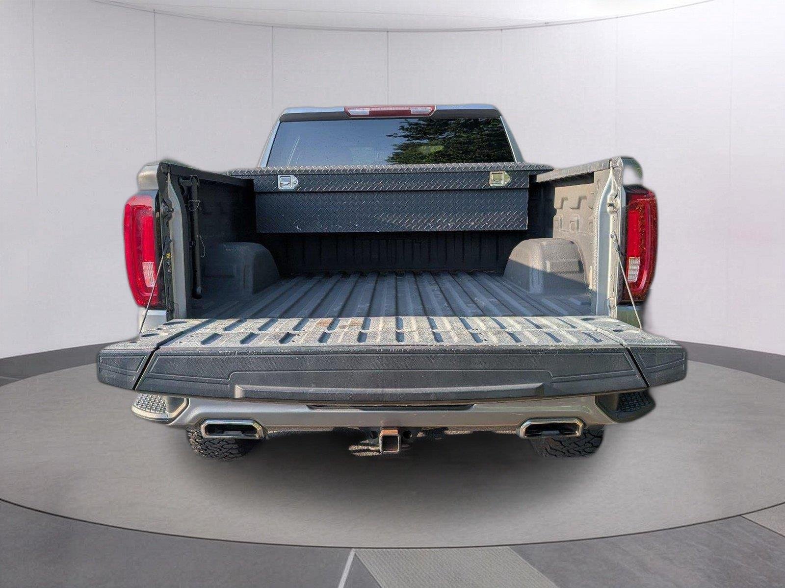 Used 2021 SATIN STEEL METALLIC GMC AT4 image 5
