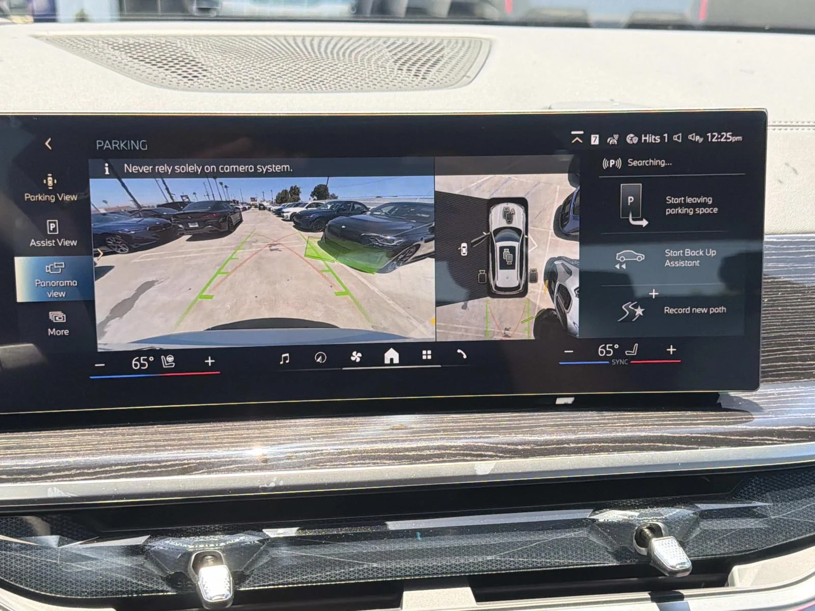 New 2026 Mineral White Metallic BMW xDrive50e Plug-In Hybrid image 29