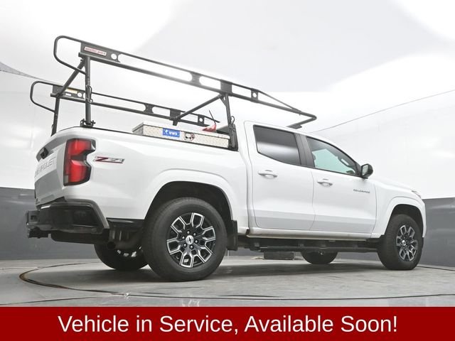 Used 2024 White Chevrolet Z71 image 45