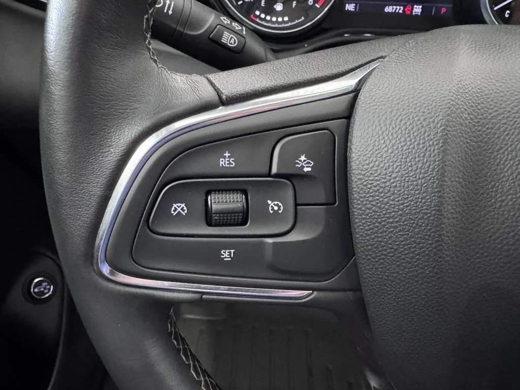 Certified Used 2022 Satin Steel Metallic Buick Select image 14