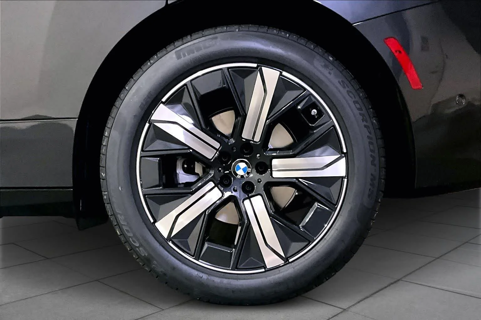 New 2026 Dark Graphite Metallic BMW xDrive45 image 15