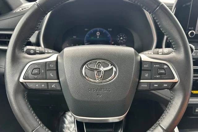 Certified Used 2025 Silver Toyota XSE image 29