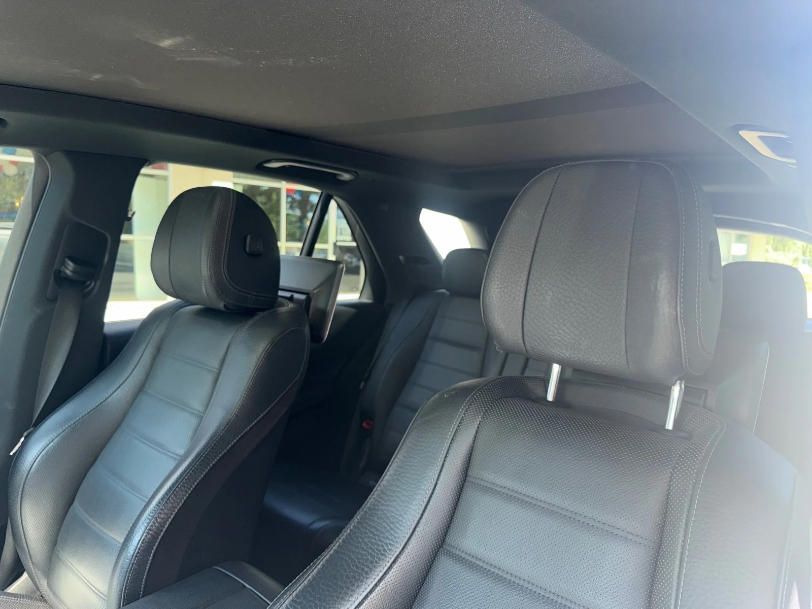 Used 2020 Designo Diamond White Metallic Mercedes-Benz GLE 450 4MATIC® image 3
