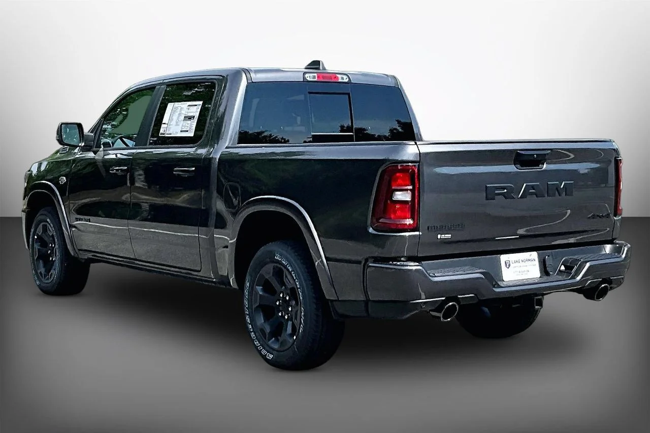 New 2026 Granite Crystal Metallic Clearcoat RAM Big Horn/Lone Star image 6