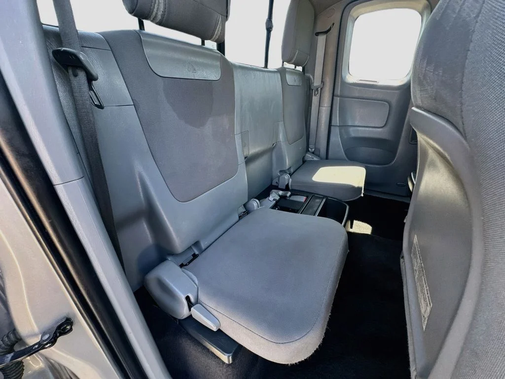 Used 2014 Silver Toyota Base image 29