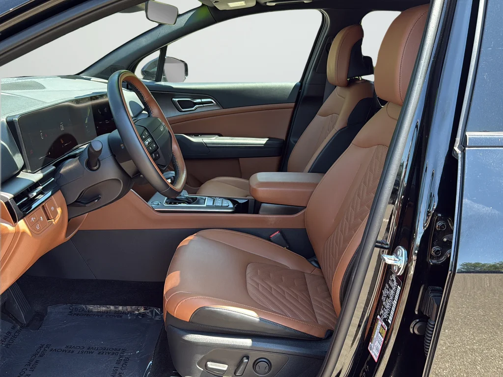 Used 2026 Black Kia X-Line image 10
