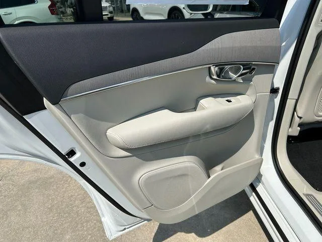 New 2025 White Volvo T8 Plus image 17