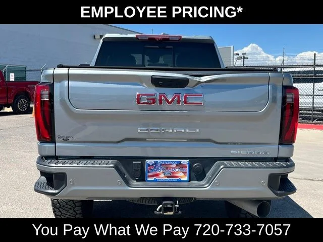 Used 2024 Silver GMC Denali image 3