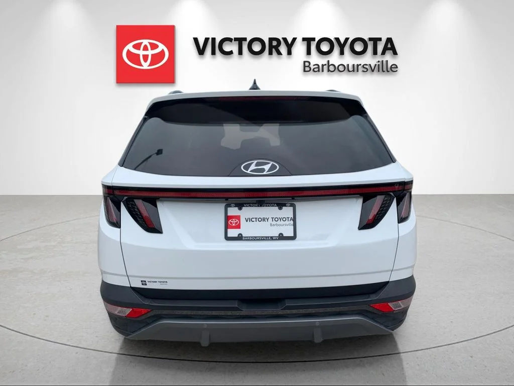Used 2024 White Hyundai Limited image 4