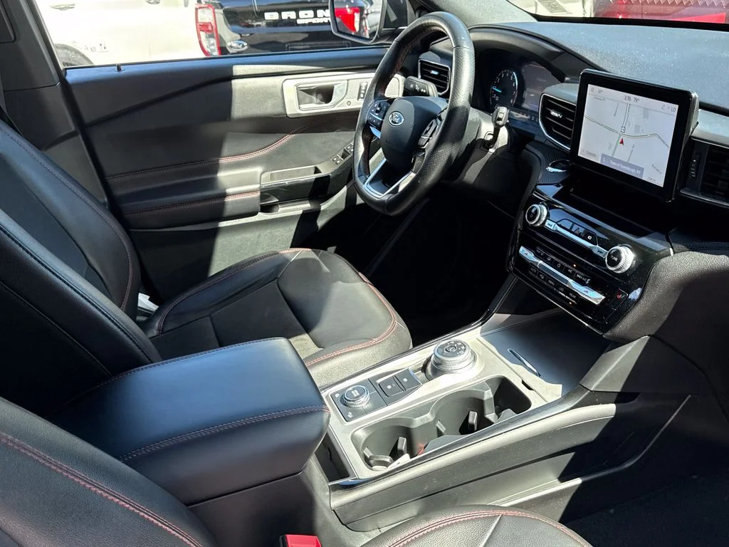 Used 2023 Black Metallic Ford ST-Line image 25
