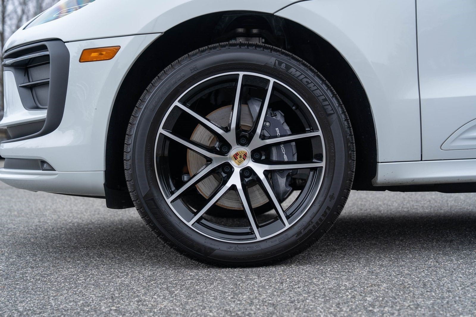 Used 2025 White Porsche Base image 12