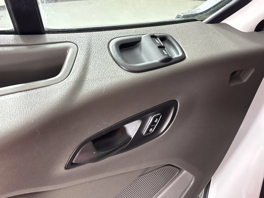 Used 2023 White Ford XLT image 24