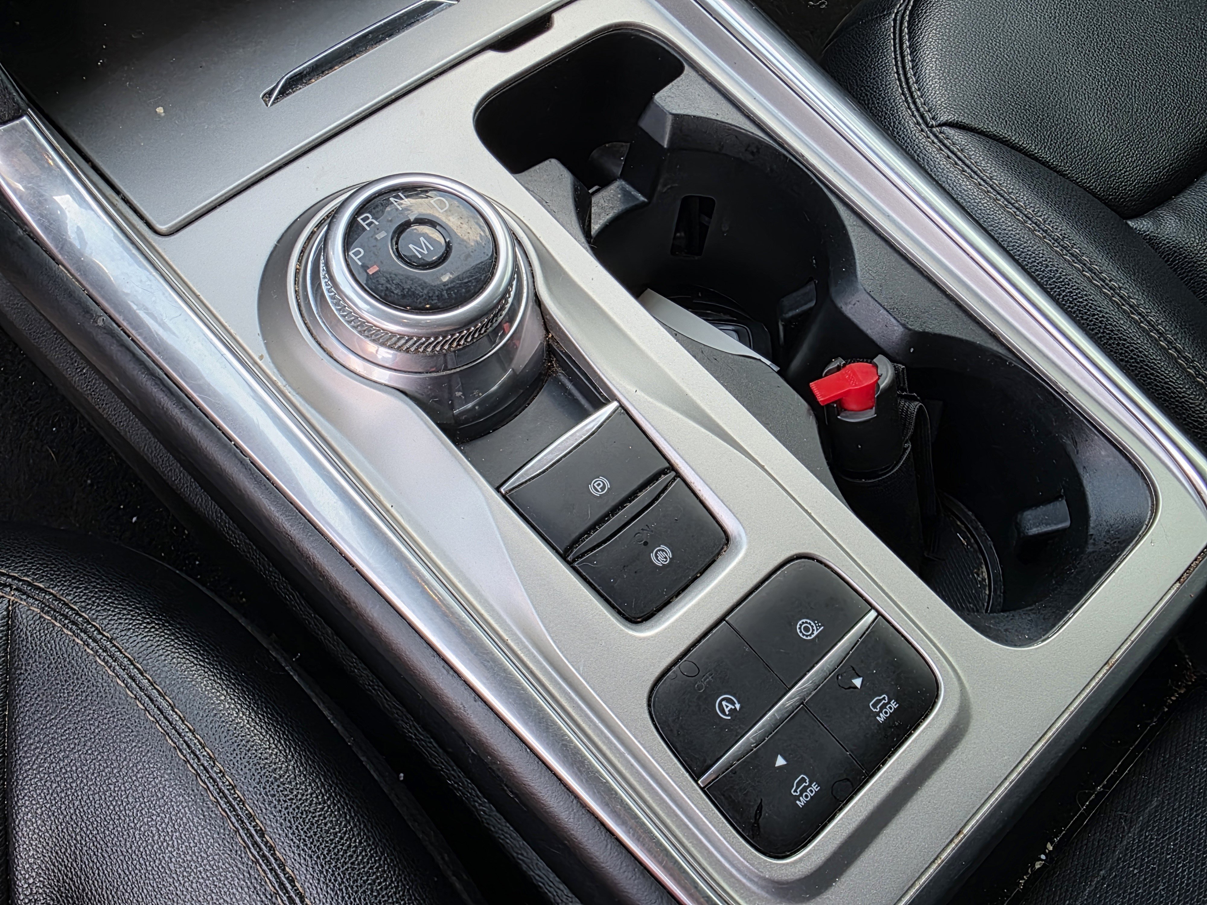 Used 2020 Black Metallic Ford XLT image 12