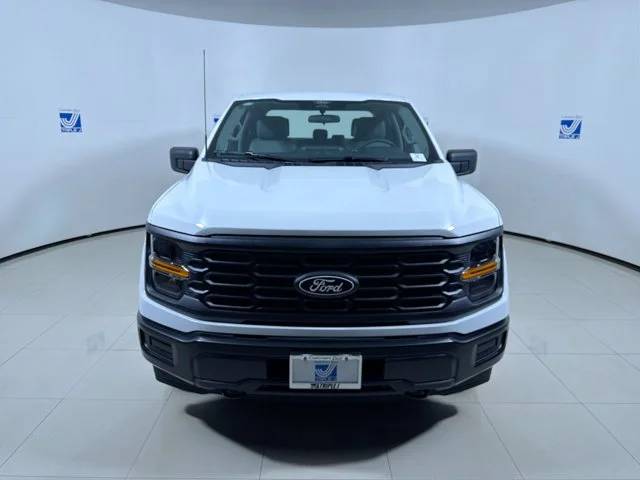 New 2026 OXFORD WHITE Ford XL Super Crew Cab w/6.5ft Bed image 3