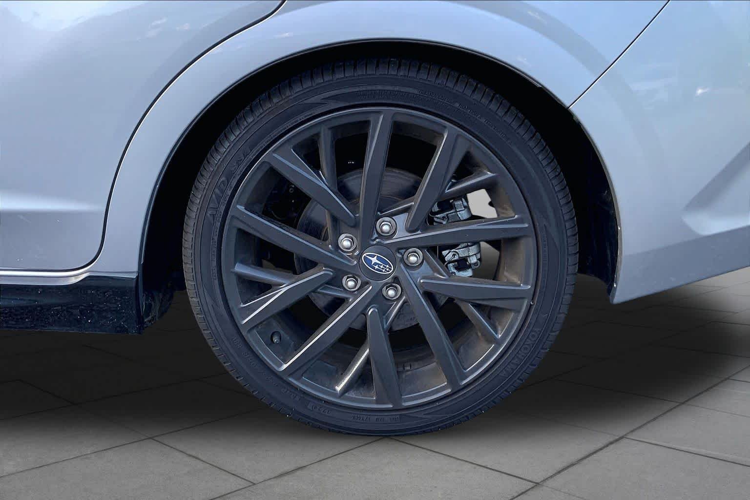 Used 2025 Ice Silver Metallic Subaru RS image 10